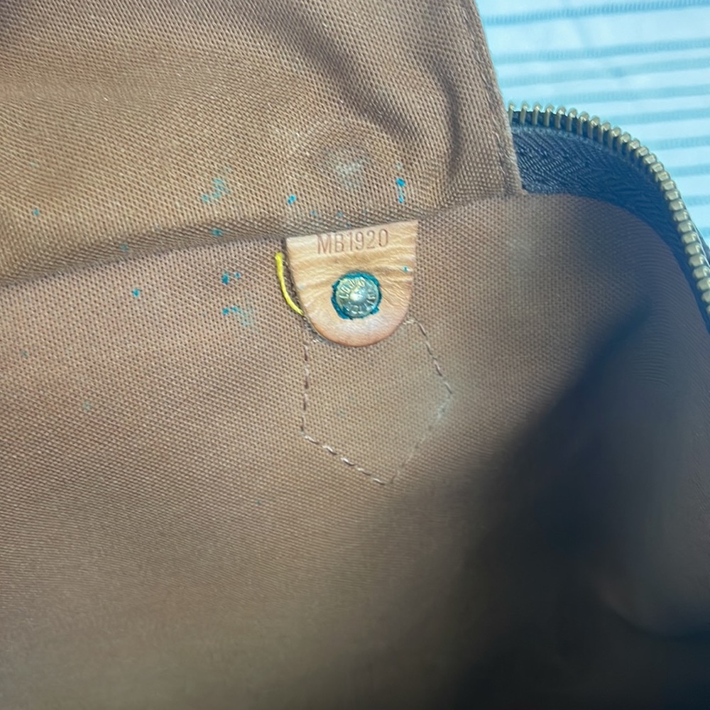 Louis Vuitton speedy 40 - Picture 9 of 13